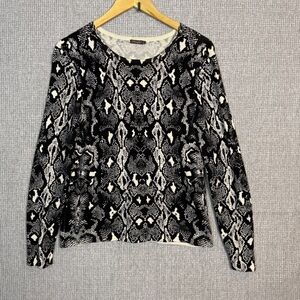 J.McLaughlin Sz M Snakeskin Sweater Long Black White Assymetrical Button Accents